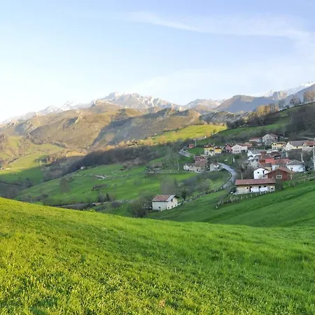 Charming House In Picos De Europa With Mountain View